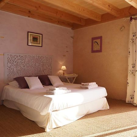 Lacam-dʼOurcet Bout De Cote B&B 객실 사진