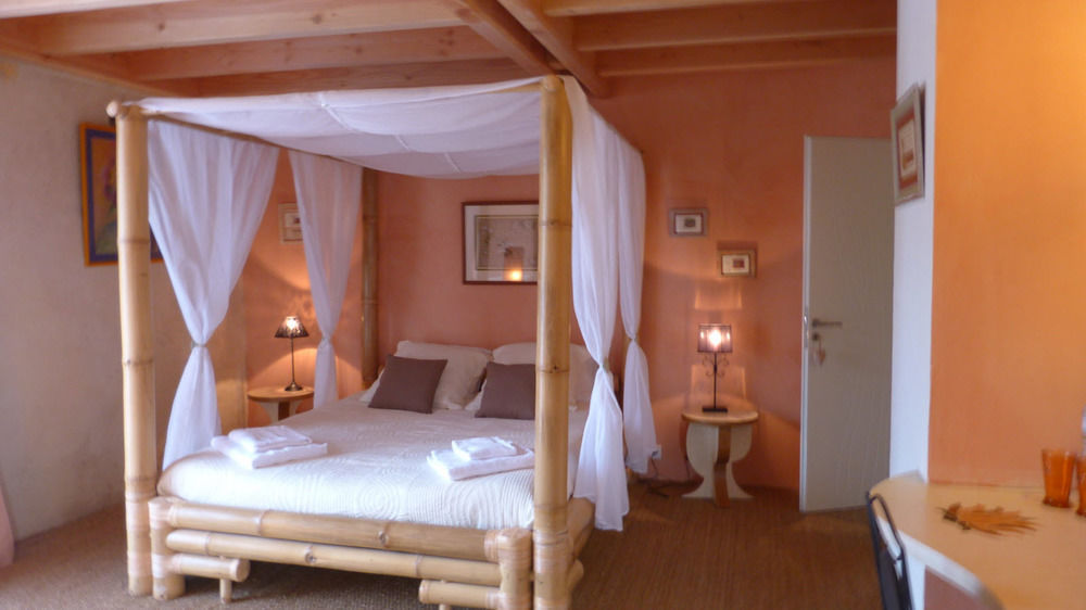 Lacam-dʼOurcet Bout De Cote B&B 외부 사진